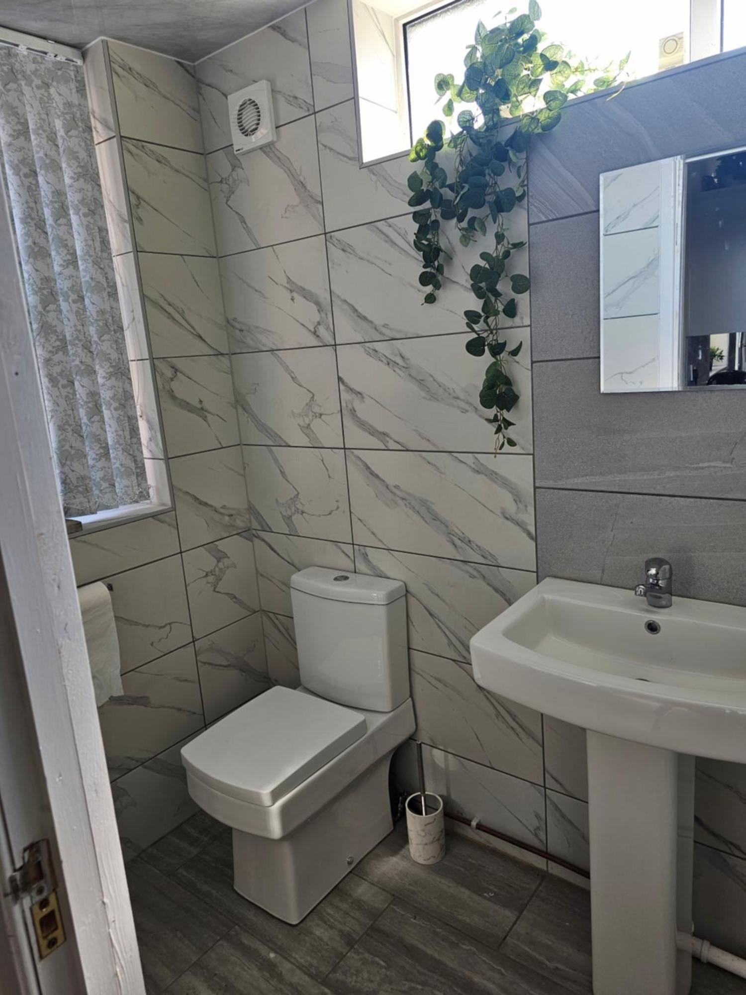 Fife House - Welcome Short Stays Derby Eksteriør billede